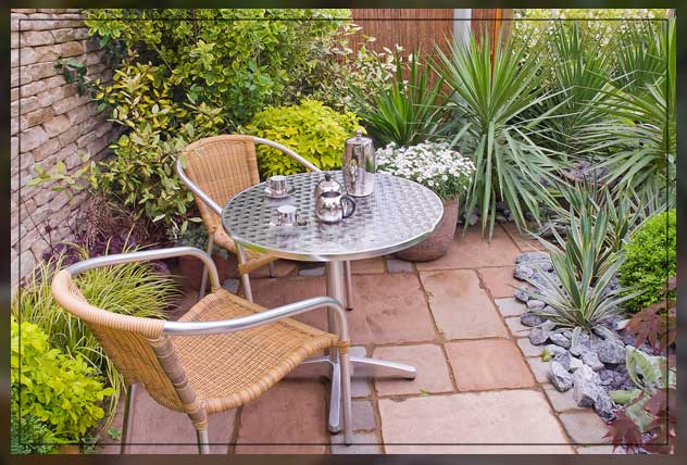 small garden style